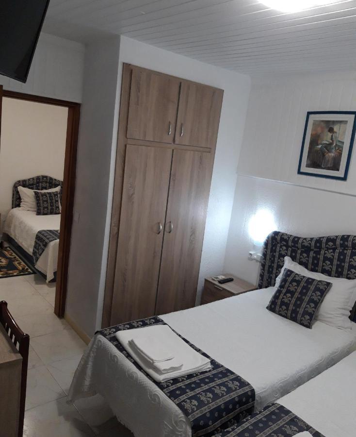 Residencial Antonio Mocisso Guesthouse 埃尔瓦斯 外观 照片