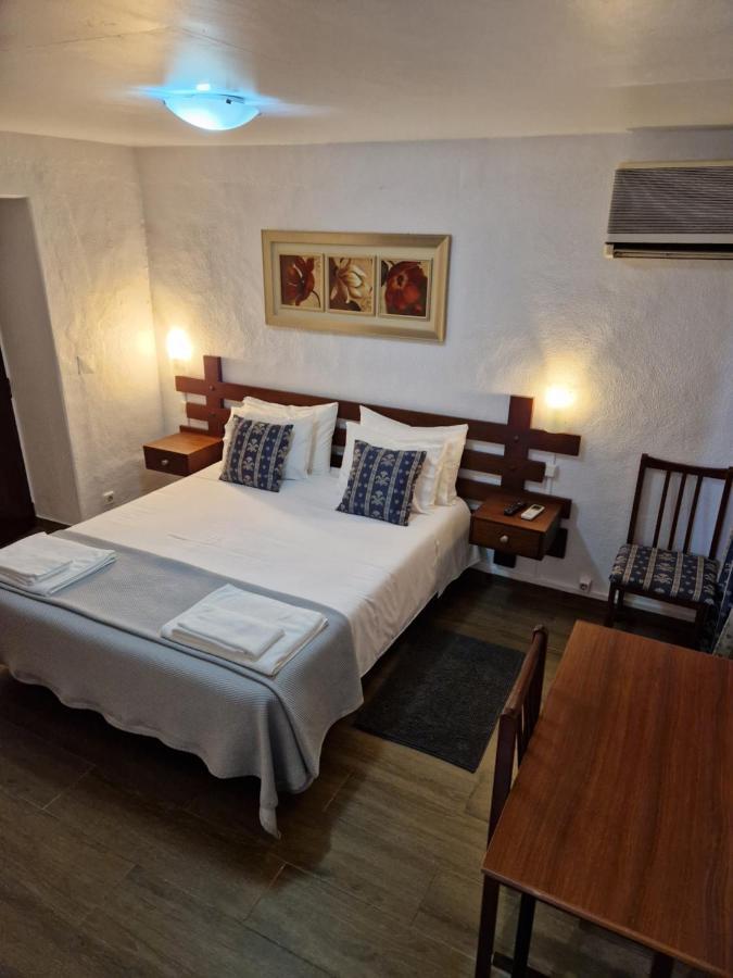 Residencial Antonio Mocisso Guesthouse 埃尔瓦斯 外观 照片