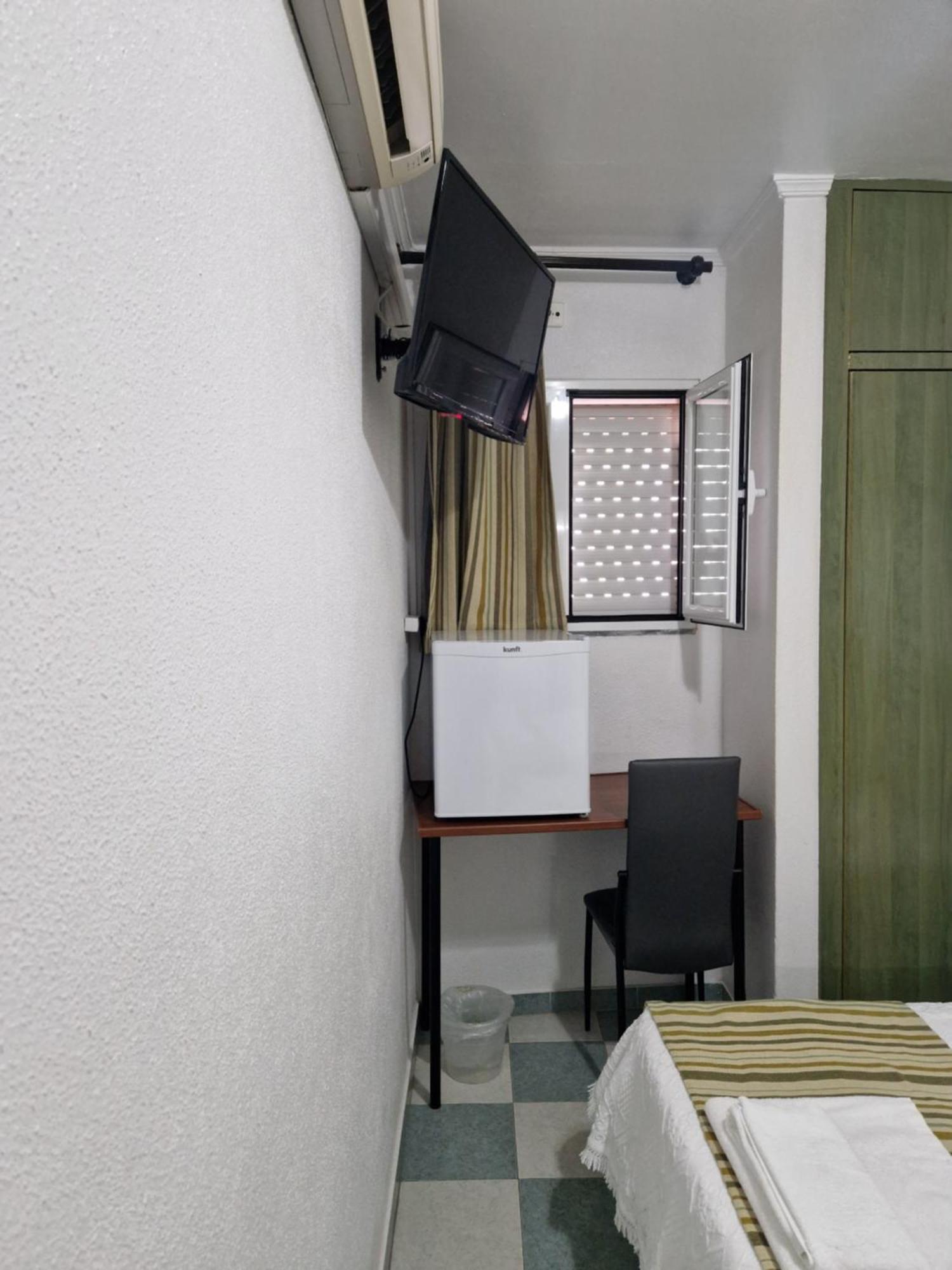 Residencial Antonio Mocisso Guesthouse 埃尔瓦斯 外观 照片