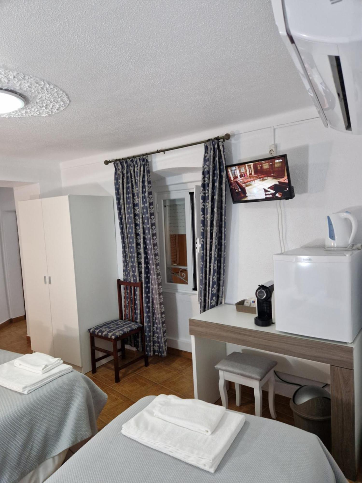 Residencial Antonio Mocisso Guesthouse 埃尔瓦斯 外观 照片