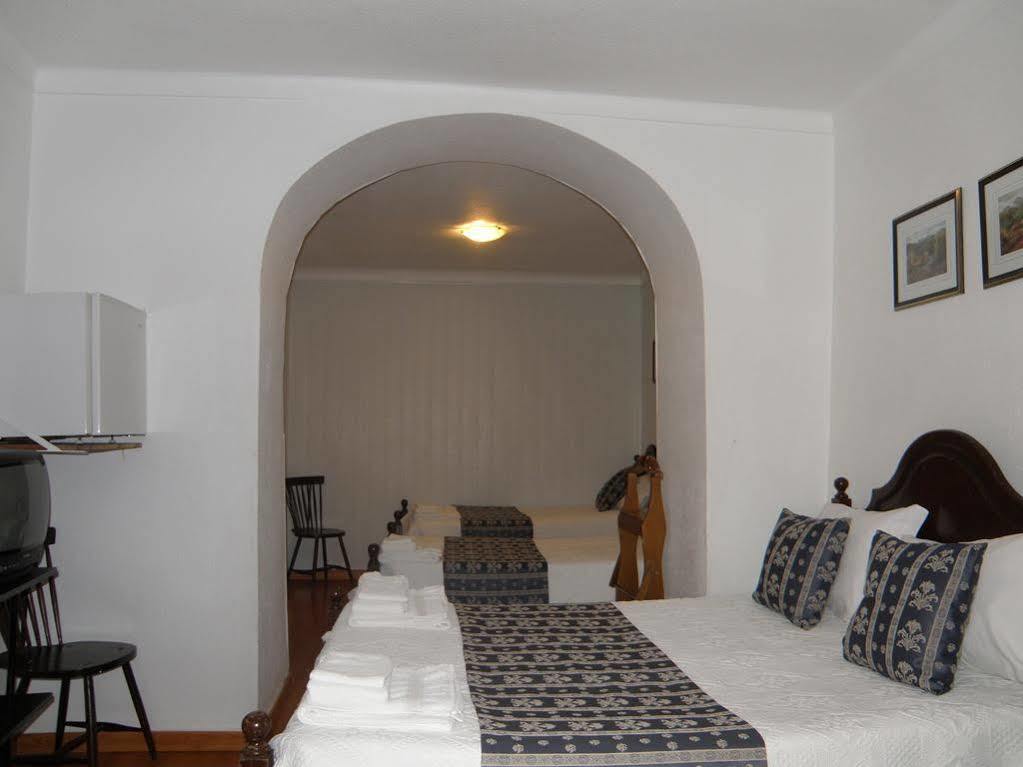 Residencial Antonio Mocisso Guesthouse 埃尔瓦斯 外观 照片
