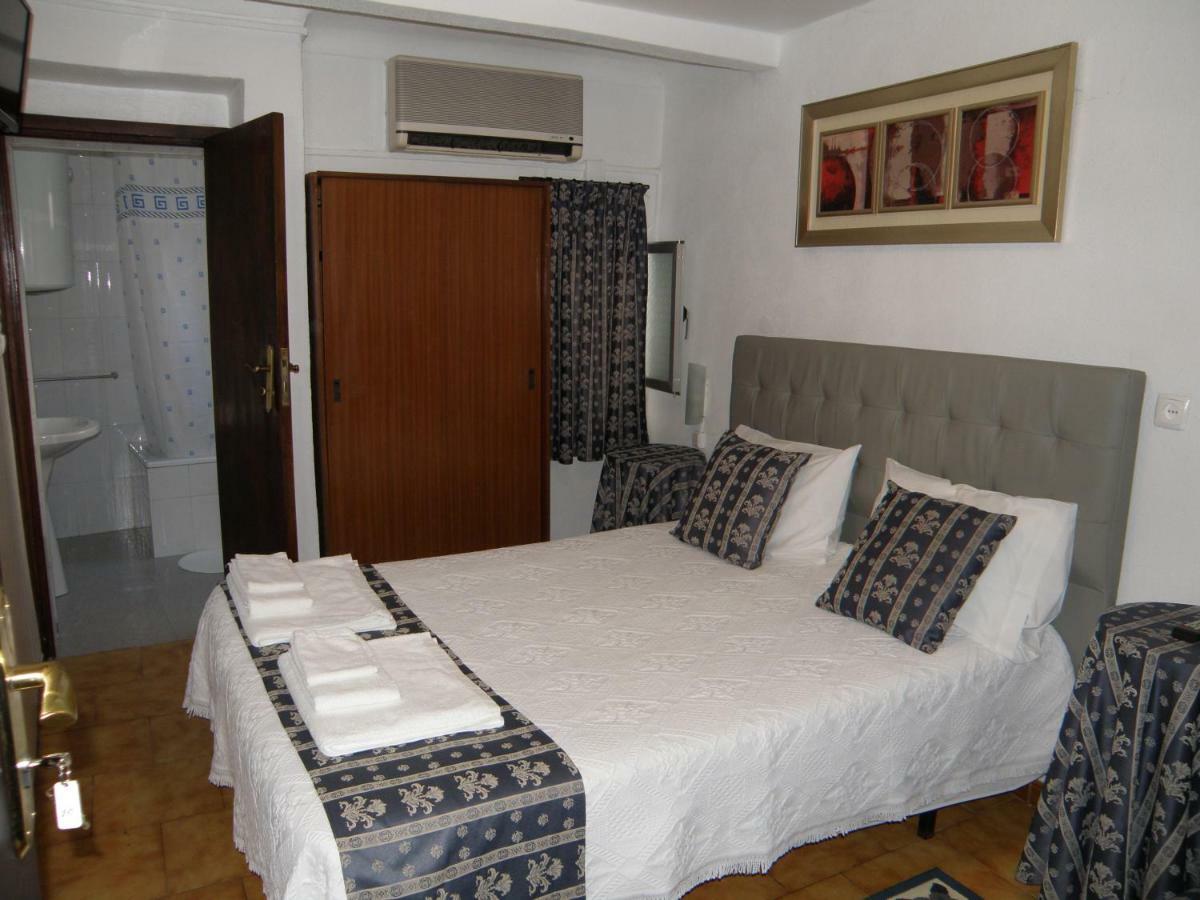 Residencial Antonio Mocisso Guesthouse 埃尔瓦斯 外观 照片