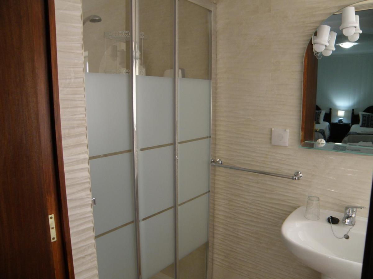 Residencial Antonio Mocisso Guesthouse 埃尔瓦斯 外观 照片